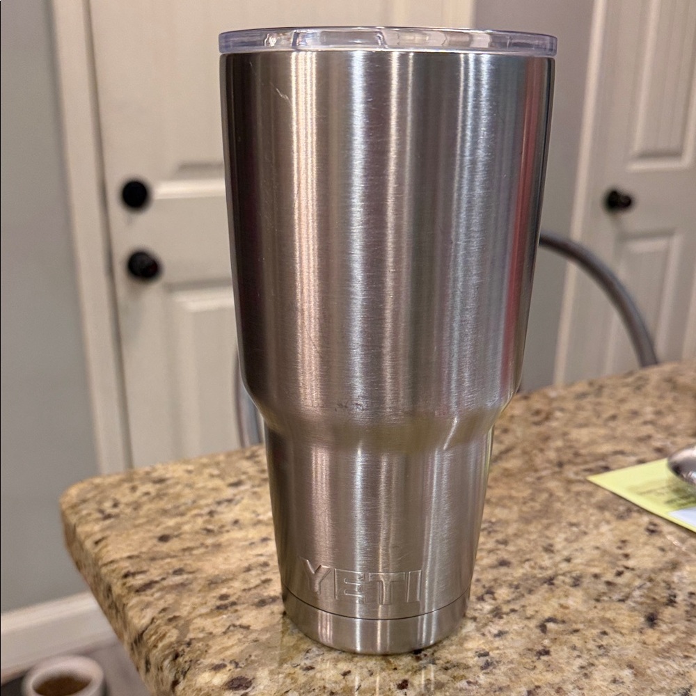 Yeti 30oz Rambler